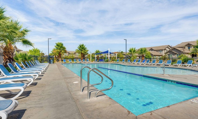 Sienna Hills Apartment | Spacious St George Townhome: Office & Pool Access