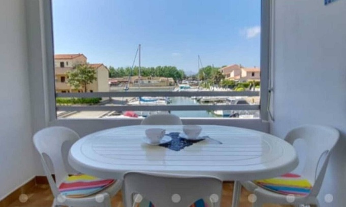 Saint-Cyprien Plage Apartment | Spacious Studio Cabin, summer swimming pool, secure, assigned parking