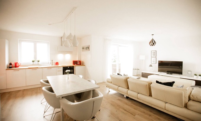 Siegburg House | 💎 SPACIOUS & STYLISH ❤️ BRIGHT & COMFORTABLE 💎
