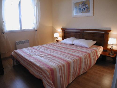 L'Aiguillon-sur-Vie Villa | Spacious villa with a private pool in Loire