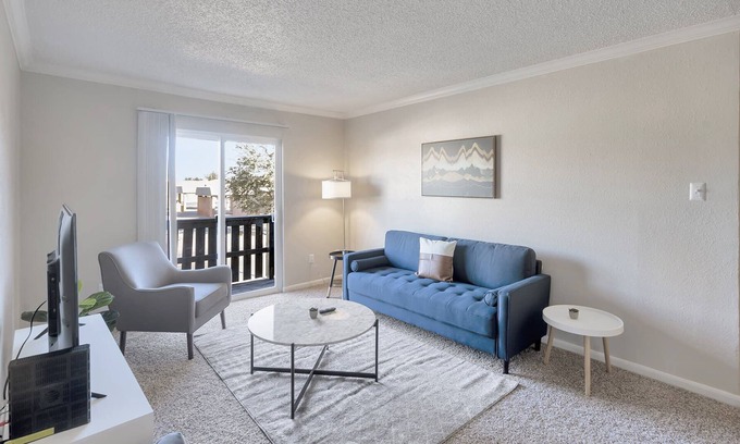 Midland Condo | Spacious with Balcony Close to Convention Center