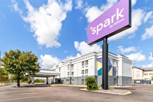 South Side Hotel | Spark By Hilton Corpus Christi Southeast