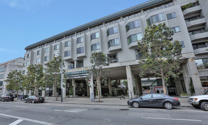 Civic Center Condo | Sparkling Clean Condo and With nAll Amenities!