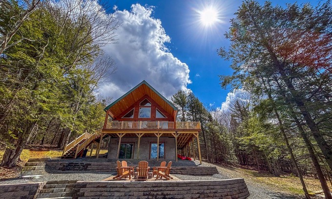 Schenevus Cabin | Sparrowhawk Lake Log Estate With Firepit Lakefront