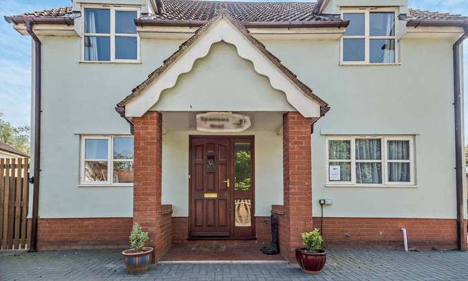 Martlesham Heath House | Sparrows Nest, Woodbridge