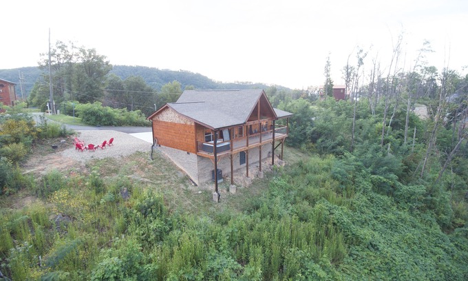Chalet Village North Cabin | Special Fall Rates - Location, Luxury Cabin, Views, Hot Tub, Fire Pit, 5 Stars