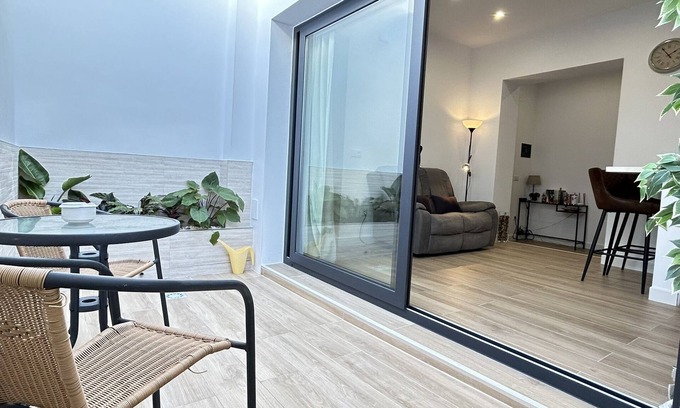 Chipiona Apartment | "SPECIAL OFFER" Apartment El Patio in Chipiona. Downtown.