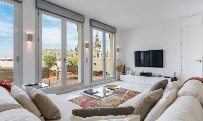 Santa Cruz Apartment | Spectacular attic with the best terrace in Seville