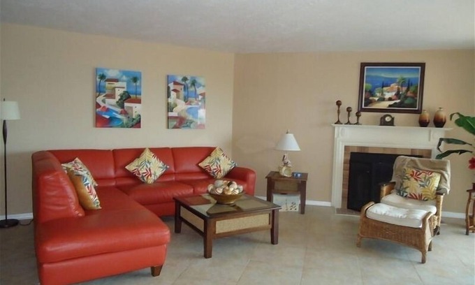 Indian Shores Condo | SPECTACULAR BEACH CONDO. 2/2 PLUS DEN. HEATED POOL - EMAIL US.