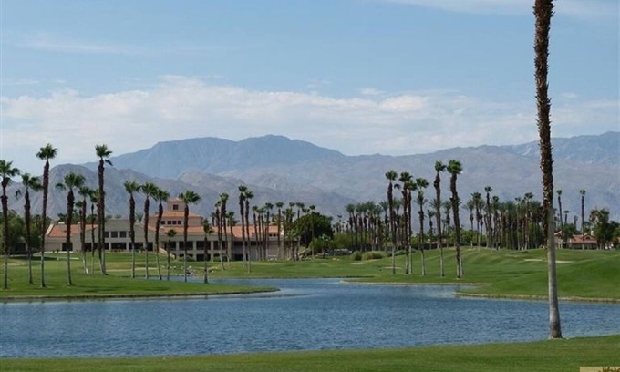 Palm Desert Condo | Spectacular Location -Golf Tennis and Pickle Ball