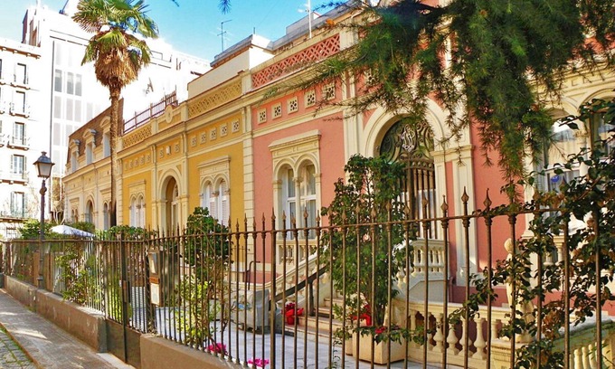 Dreta de l'Eixample House | Spectacular townhouse in the city center. Best location, luxury and privacy