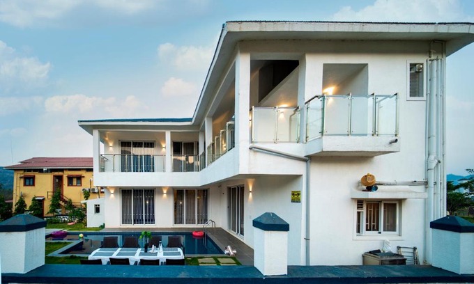 Lonavala Villa | Spicy Mango Villa Gardena - Luxurious Villa In Karjat