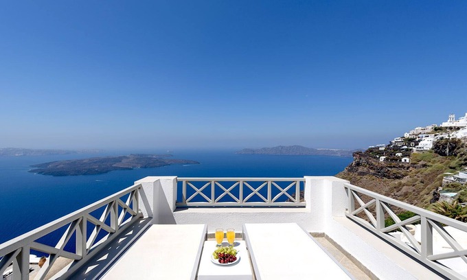 Imerovigli House | Spitia Tzitzi