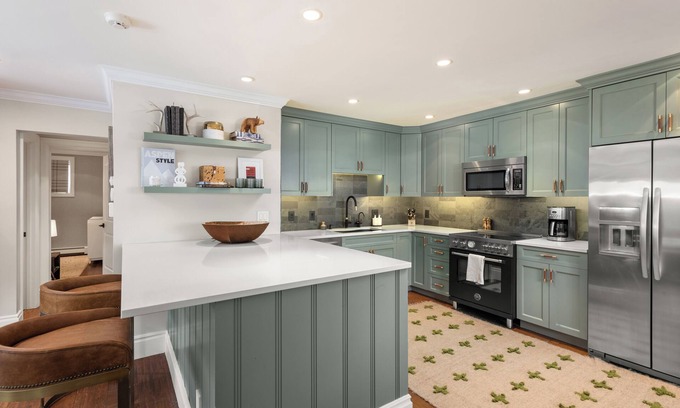 Aspen Condo | Splendid 2br Core Aspen - walking distance to all!