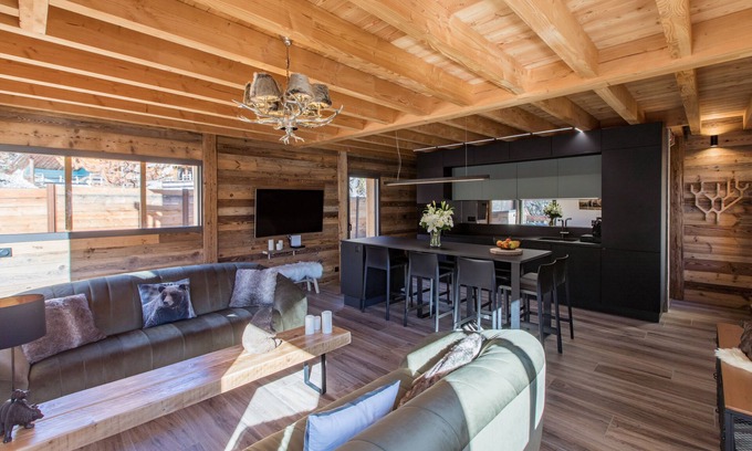 La Salle-les-Alpes Ski Chalet | Splendid Chalet 4*, 3 bedrooms/3 bathrooms - 6/8 people