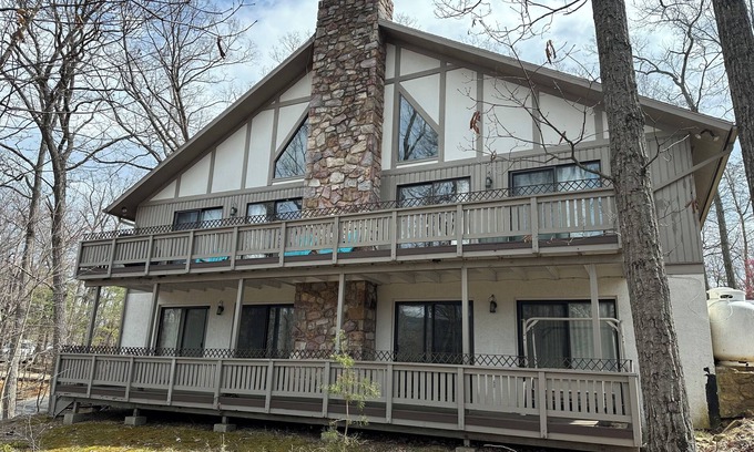 Massanutten Ski Chalet | Splendid European-Style Chalet w/Game Room and Renovated Baths