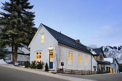 Telluride House | Splendid Home in the Heart of Telluride Town