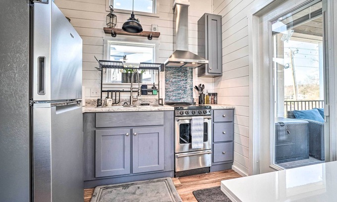 Morganton House | Splendid Tiny Home with Fire Pit ~ 2 Mi to Lake!