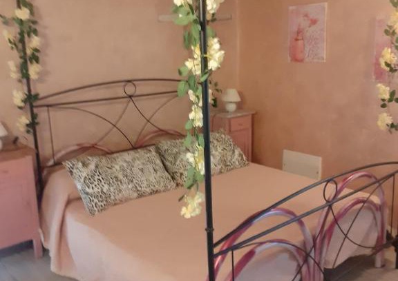 Colle di Compito Apartment | Splendido rustico shabby