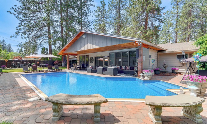 Spokane Valley Apartment | Spokane Valley Vacation Rental w/Shared Pool!
