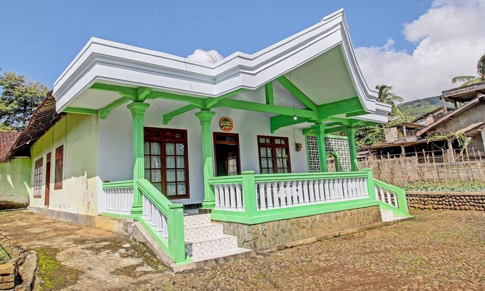 Trenggalek Hotel | SPOT ON 91214 Desa Wisata Pandean