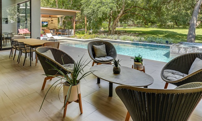 Wood Island House | Spring Break I Buy 3 Get 1 Night Free I Above Signature | Pool/Spa I Media Rm
