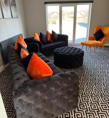 Chapel Saint Leonards House | Springfield Cottage