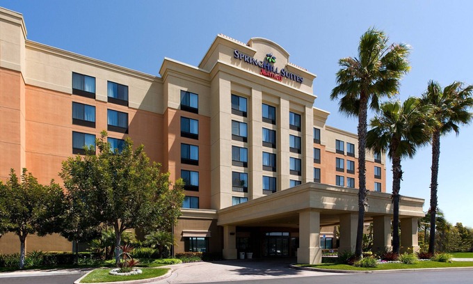 Hawthorne Hotel | SpringHill Suites Los Angeles LAX/Manhattan Beach