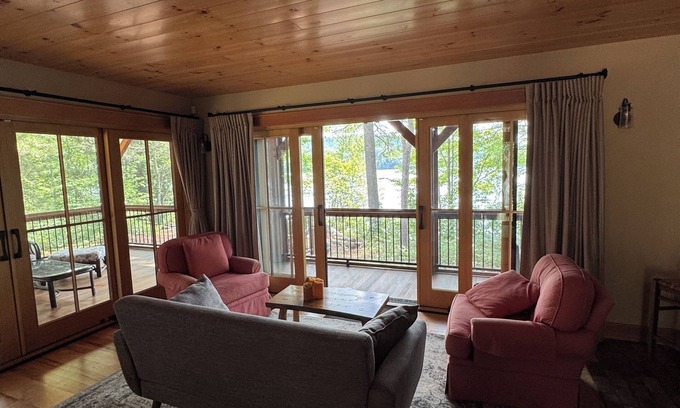 Holderness Cabin | Squam Lakeside Cabin