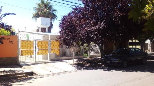Lujan de Cuyo House | Sr Turista Por el momento No Brindamos el Servicio Disculpe las Molestias Muchísimas Gracias