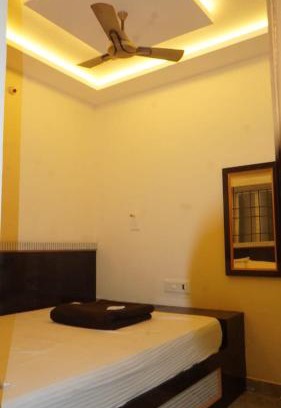 Rameshwaram Hotel | Sri Vasavi Residency