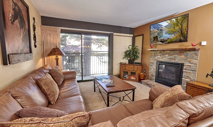 Mammoth Lakes Condo | St Anton Condos #27 (1-Bedroom) with Pool by RedAwning