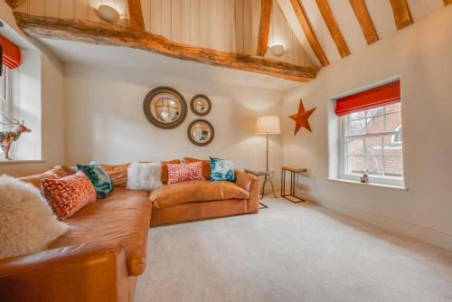 Little Walsingham House | St Gabriels