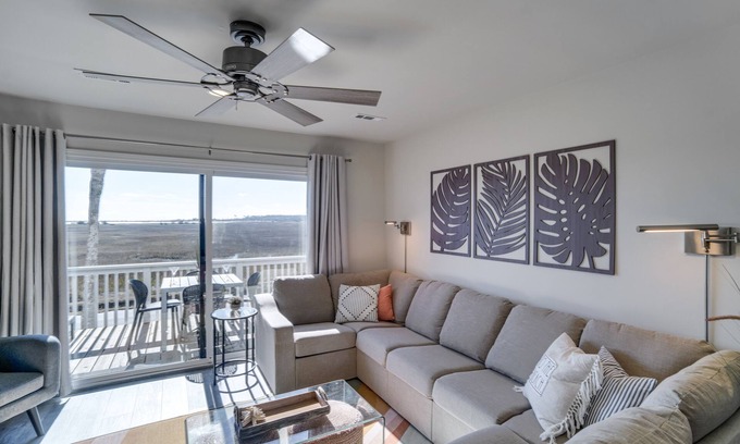 Oceanmarsh Subdivision Condo | St Helena Island Vacation Rental: Walk to Beach!
