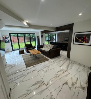 Lichfield House | St John's Cottage