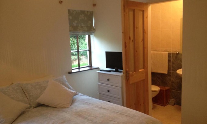 Dunleer Bed & Breakfast | St. Jude's B&B