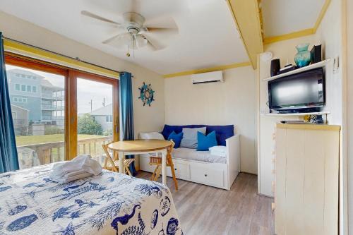 Hatteras Hotel | St olen Moments
