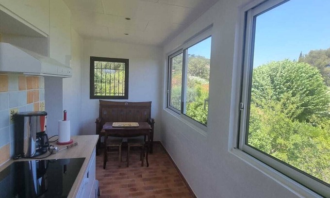 Cote d'Azur- French Riviera Apartment | ST-TROPEZ - Beautiful apartment for 4 between beach and village