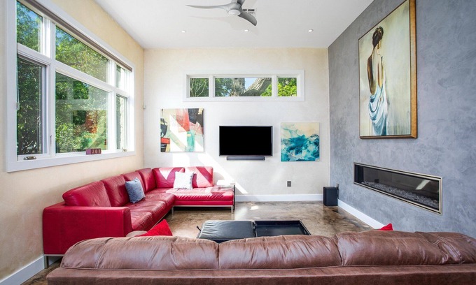 Fredericksburg House | Sta-Haus | Wonderful Location