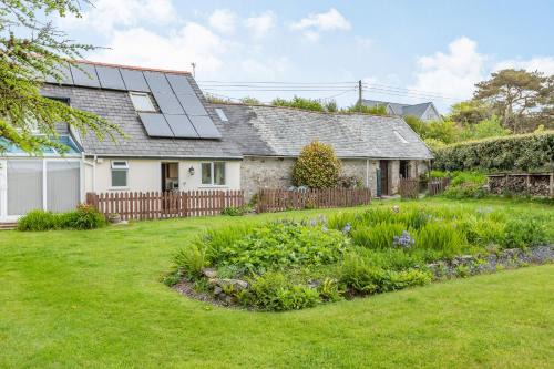 Hele House | Stable Cottage