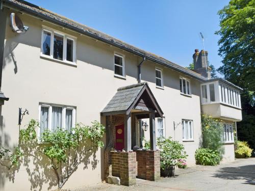 Littlehampton House | Stable Cottage