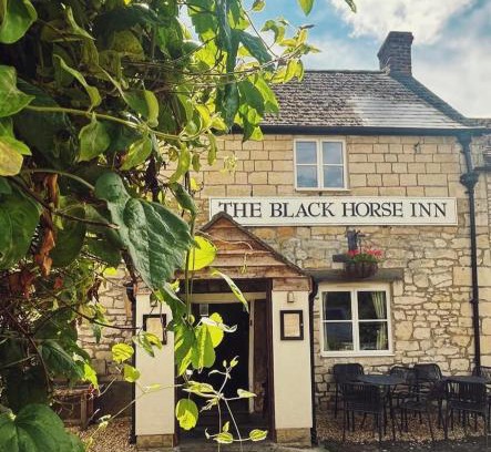Cranham Bed & Breakfast | Stables at The Black Horse Inn