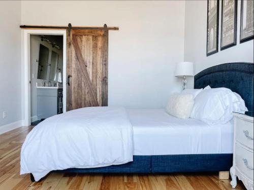 Babe Denny House | Stadium Lofts on Meridian #3