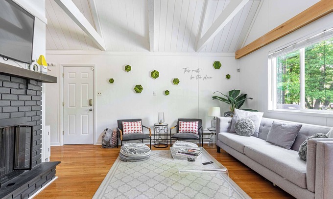 Albrightsville House | Stag Chalet: Summer Time Fun! 3BD | Pet Friendly