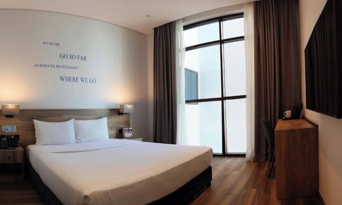 Jadaf House | Standard King Or Twin Room Near Al Jadaf Metro