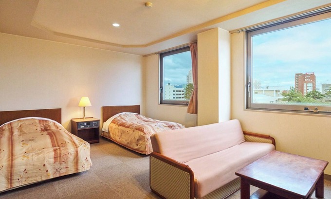 Ote Hotel | Standardroom without meals Deluxe twin on the Fukui castle ruins side/Fukui Fukui