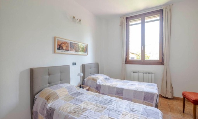 Pieve Di Trebbio Bed & Breakfast | Stanza con due letti singoli Le Vitterelle