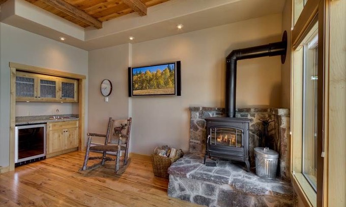 Dollar Point House | Star Harbor #17 - Lakefront: 3 BR / 2.5 BA three bedrooms in Tahoe City, Sleeps 6