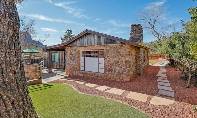 Sedona Villa | Stargazer’s Inn, Red Rock Views! 1 mi. to Uptown
