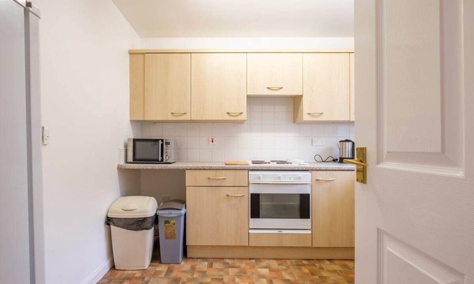 Lanark Apartment | Station Apartment in Lanark